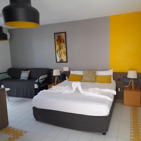 Studio 25 M Manganao Joela 4 Personnes Avec Machine A Laver (Adults Only) Saint-Francois  Luaran gambar