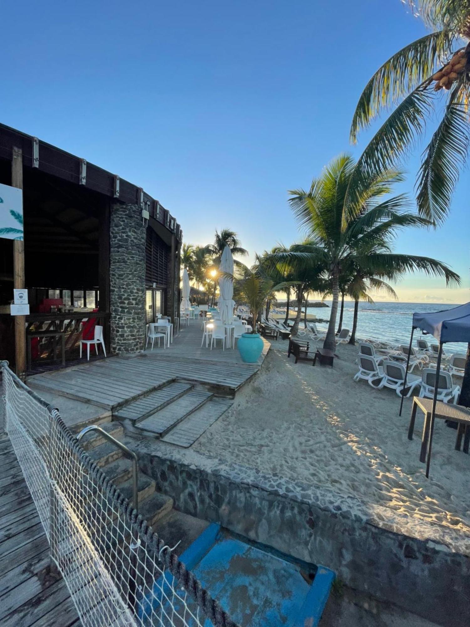 Studio 25 M Manganao Joela 4 Personnes Avec Machine A Laver (Adults Only) Saint-Francois  Luaran gambar
