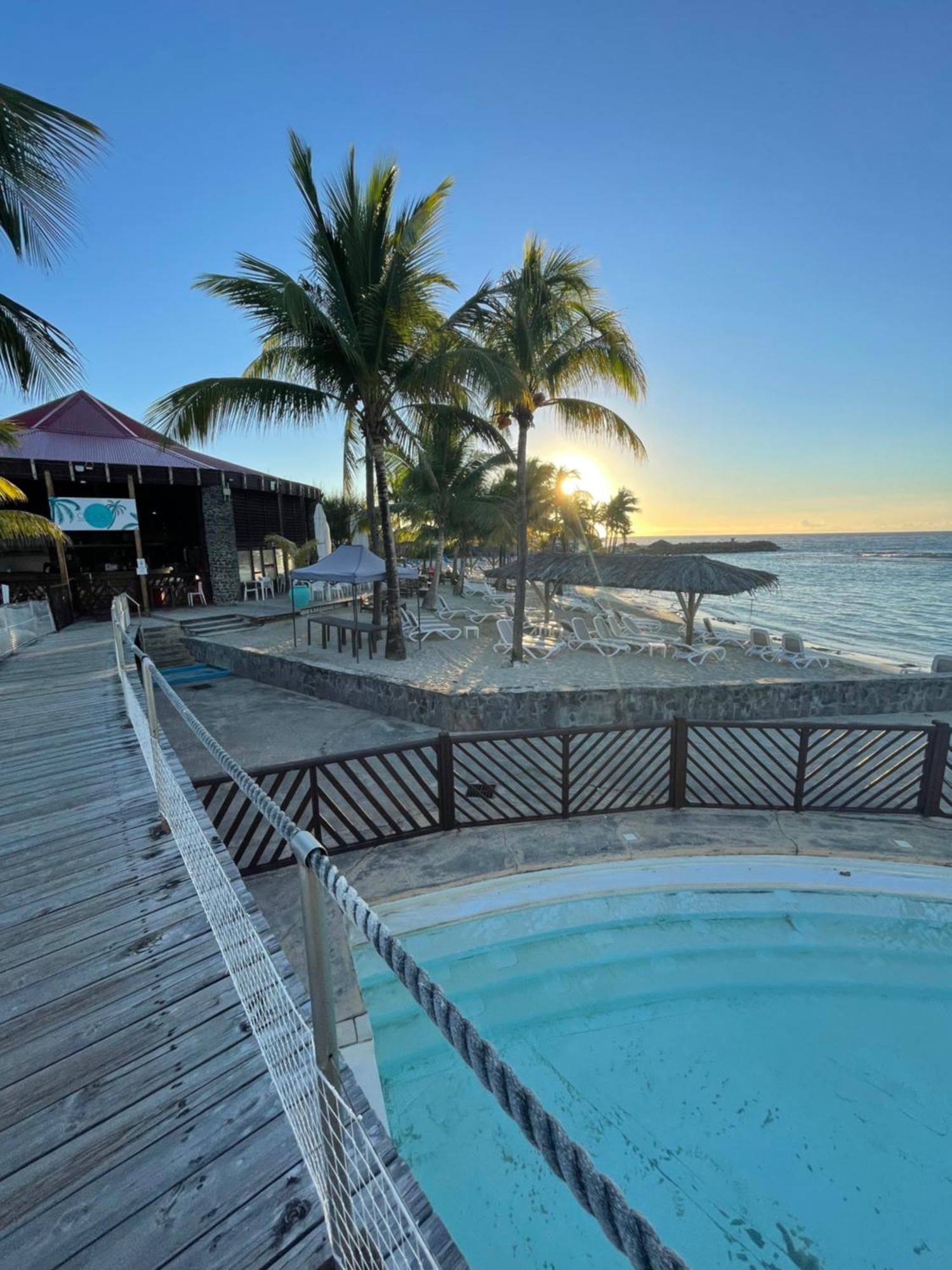 Studio 25 M Manganao Joela 4 Personnes Avec Machine A Laver (Adults Only) Saint-Francois  Luaran gambar
