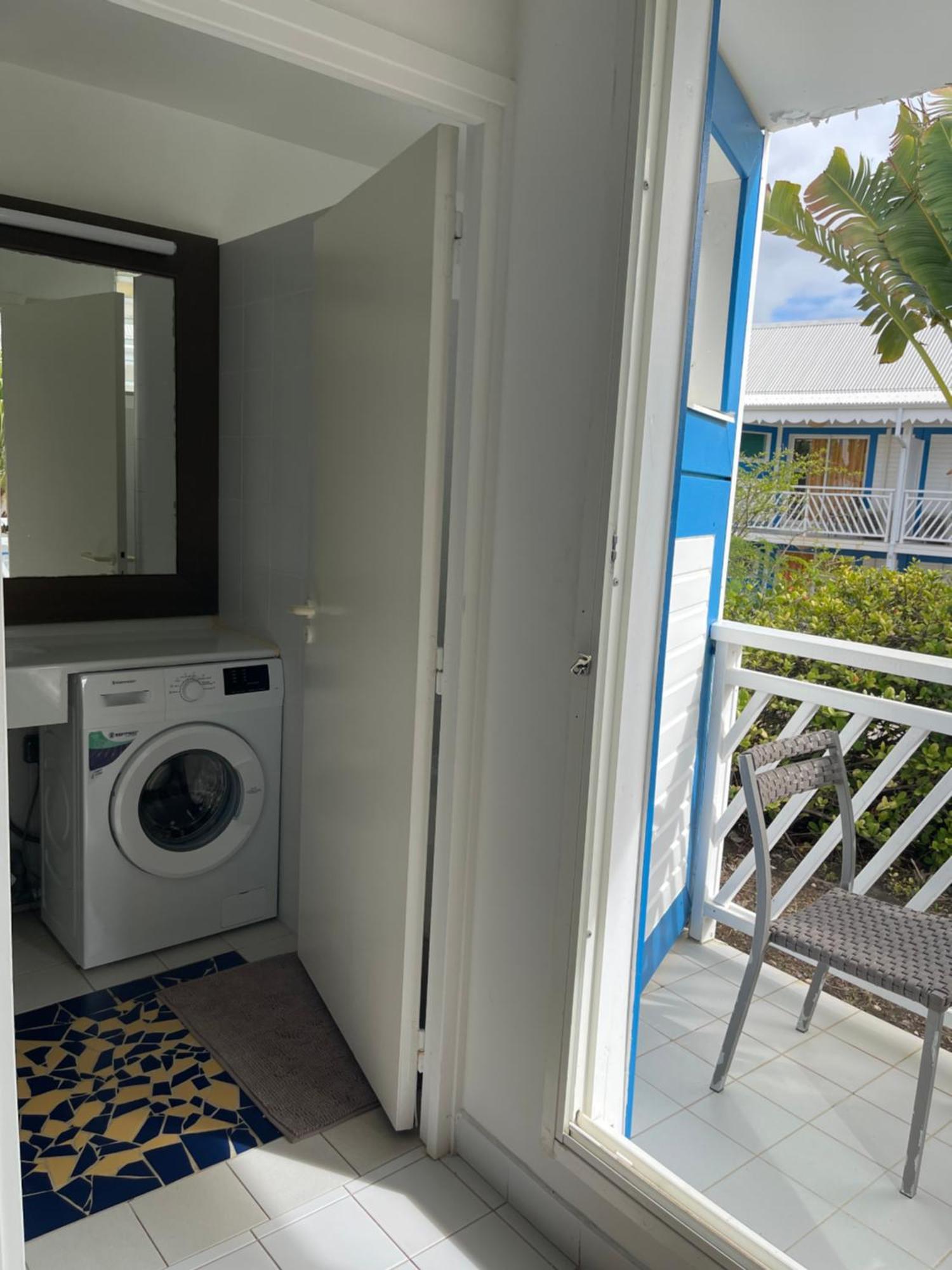 Studio 25 M Manganao Joela 4 Personnes Avec Machine A Laver (Adults Only) Saint-Francois  Luaran gambar