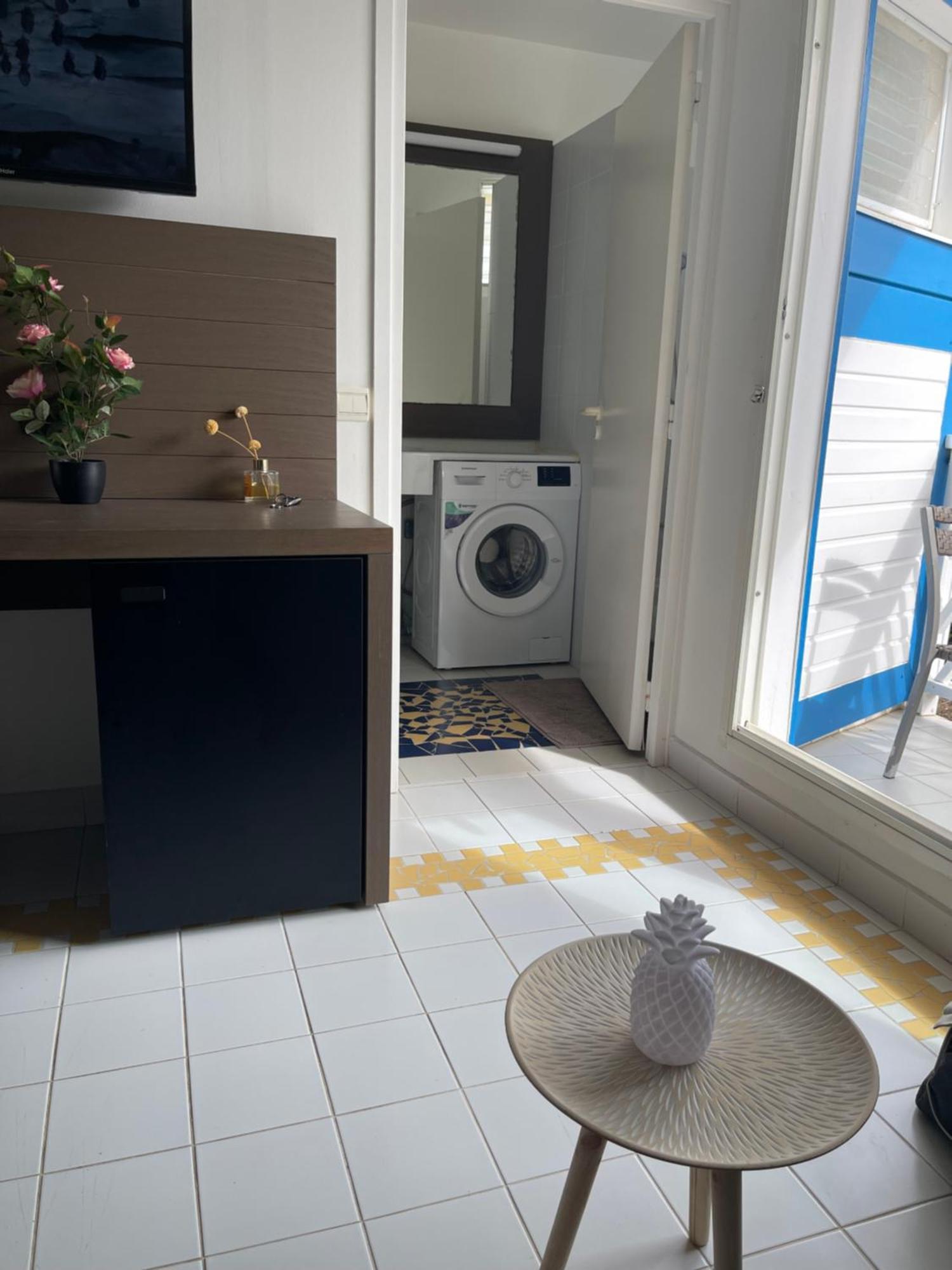 Studio 25 M Manganao Joela 4 Personnes Avec Machine A Laver (Adults Only) Saint-Francois  Luaran gambar